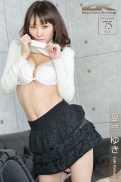 美女拍拍